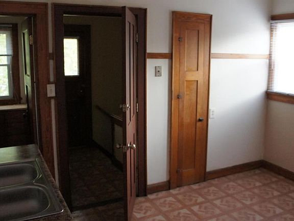 4th image of 3120 N 41st St #A