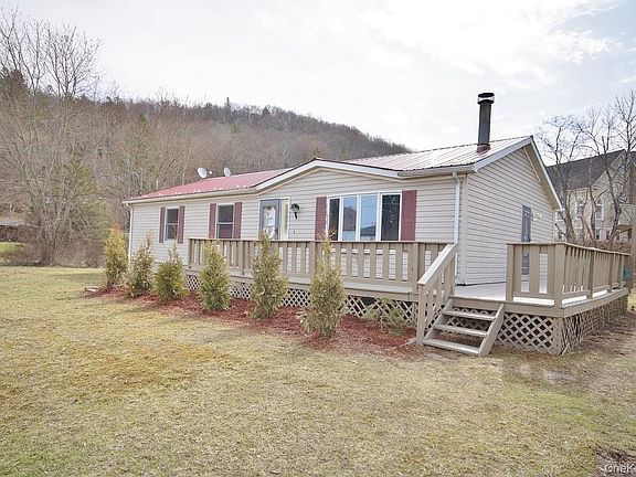 4th image of 32 Meadow Street #17B