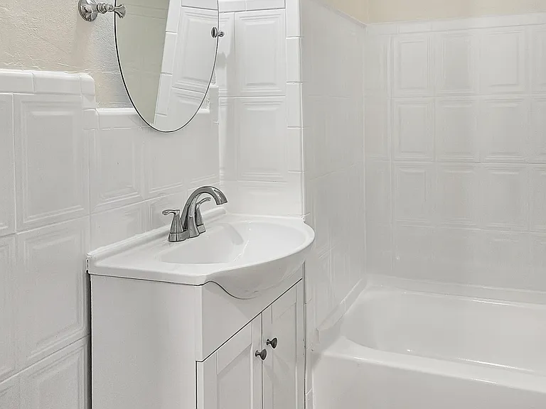 211 NE 97th St #201 — Photo 6