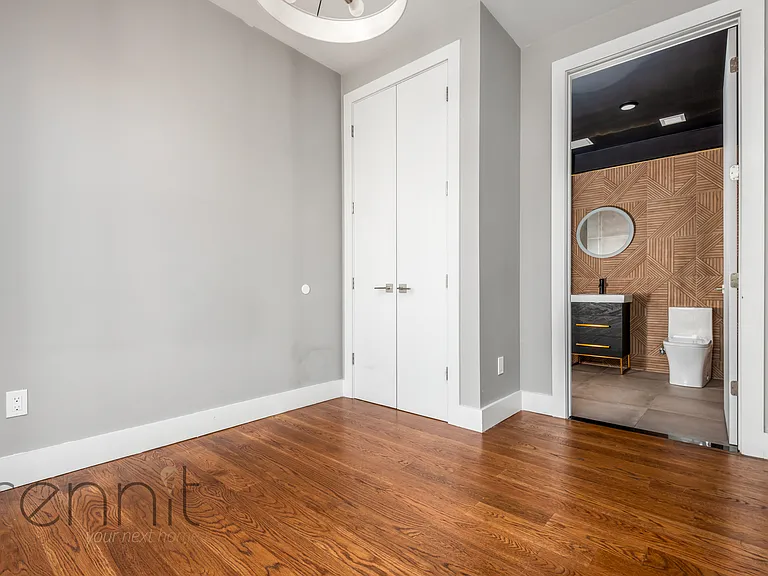 853 Lexington Ave #2A — Photo 7