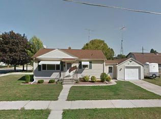 1803 S 18th St, Manitowoc, WI 54220