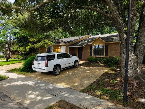 2nd image of 1210 Copper Creek Dr