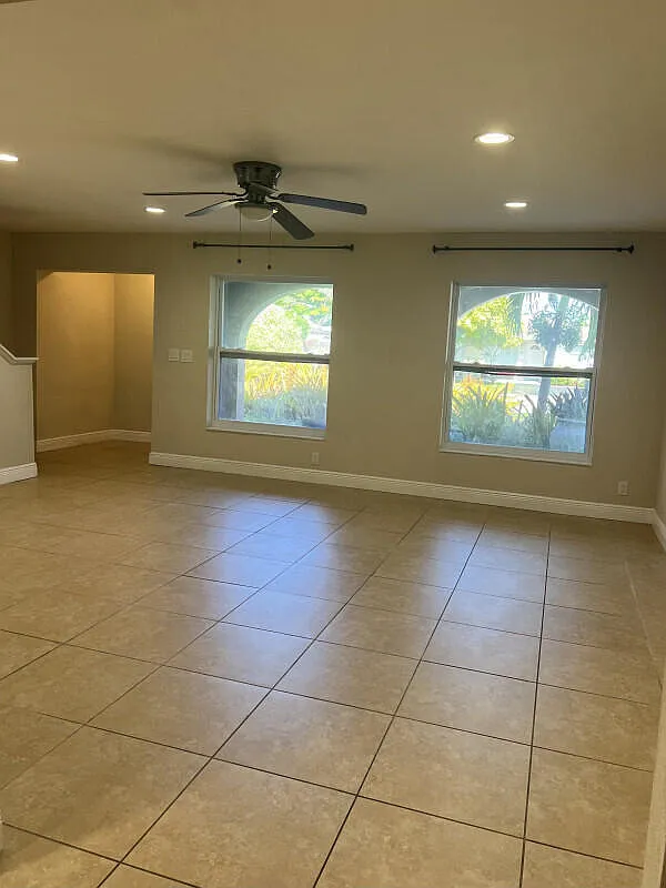 2 bed, 2.0 bath, 1700 sqft, $2,990 — Photo 3