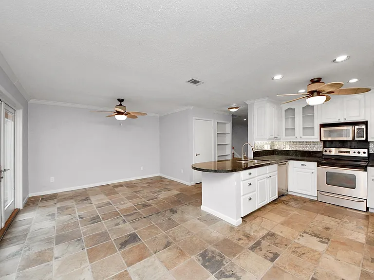2588 Bering Dr — Photo 13