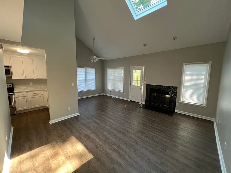 8314 McGuire Dr — Photo 9