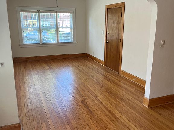 4th image of 1931 Douglas St #1S