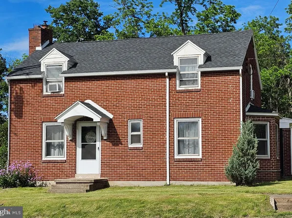 3209 E Harrisburg Pike, Middletown, PA 17057