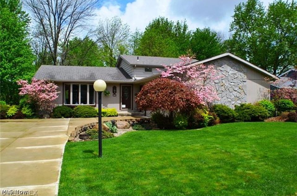 1st image of 20358 White Bark Dr