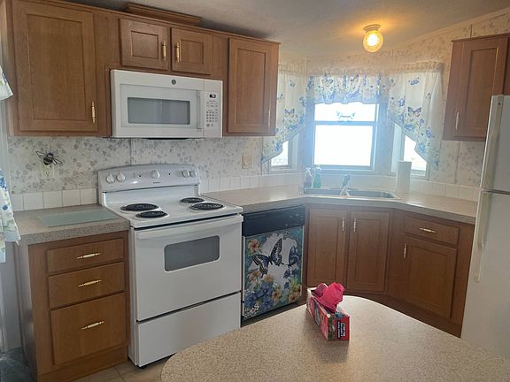5th image of 21271 W Highway 40 #74