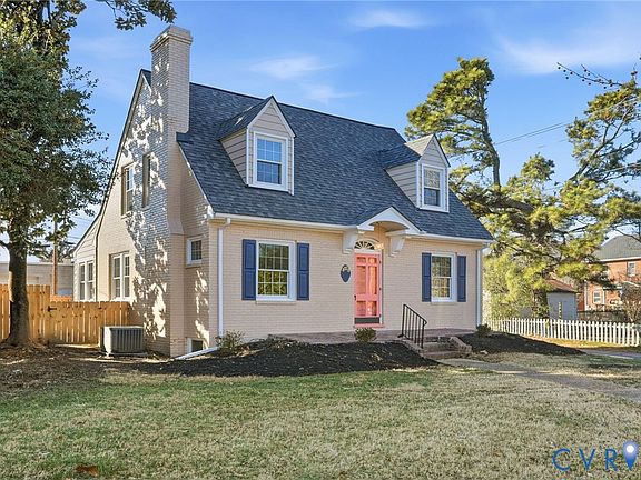 3rd image of 4028 Fauquier Ave