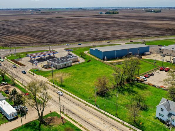 269 S Somonauk Rd, Cortland, IL 60112
