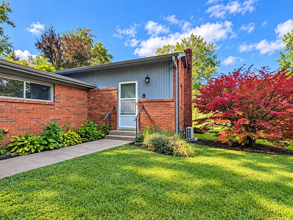 71 Terry Estate Dr
