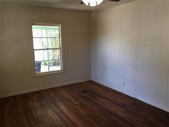4th image of 7300 Ewing Ave