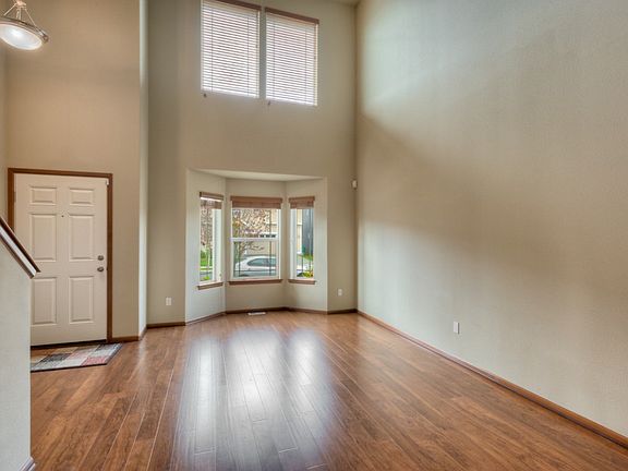 2nd image of 11705 58th Ave NE