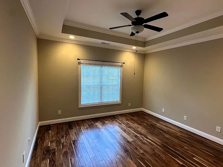 240 Regency Ln SW — Photo 12