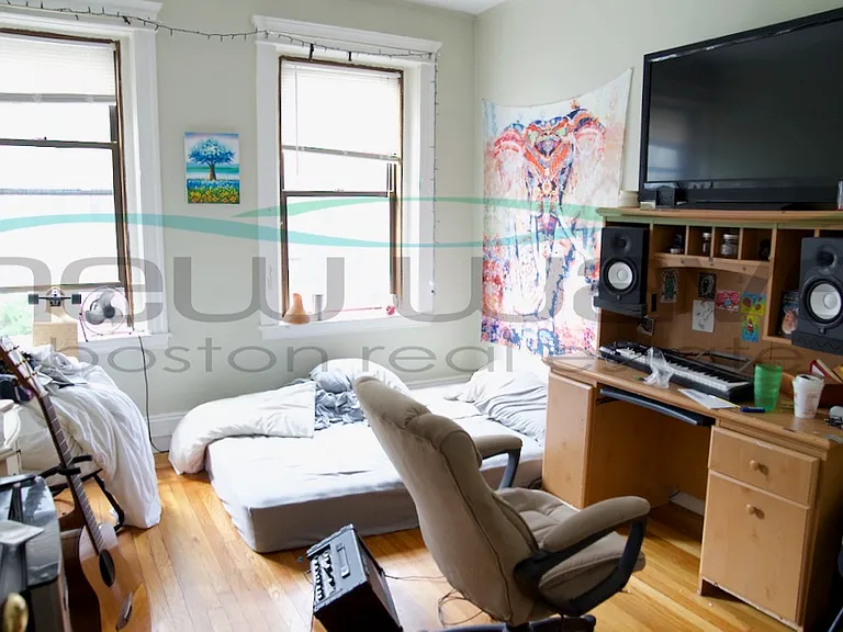 108 Hemenway St #7 — Photo 4