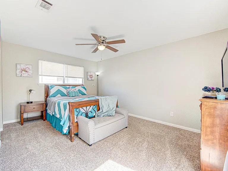 7373 Antoine Dr — Photo 7