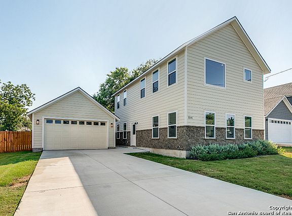 2nd image of 1531 Larkspur Dr