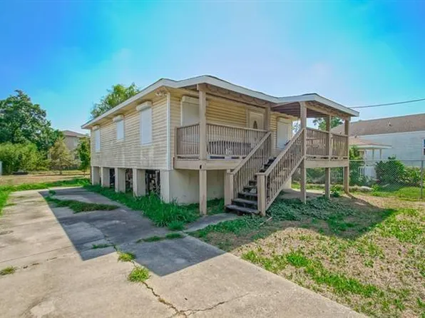 4761 Eastview Dr, New Orleans, LA 70126