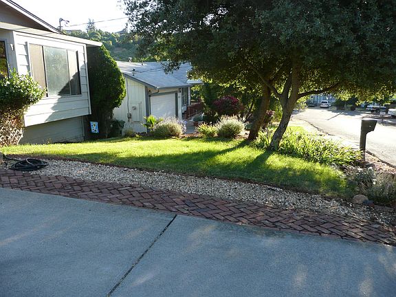 2nd image of 10033 Plumas Ct