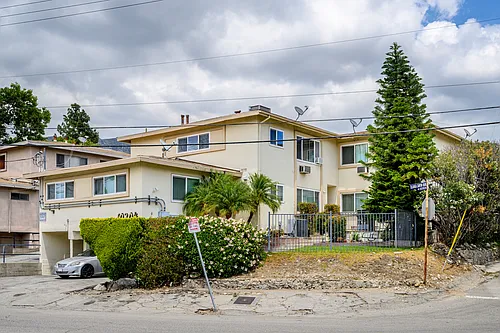 10204 Tujunga Canyon Blvd #2 Photo 1