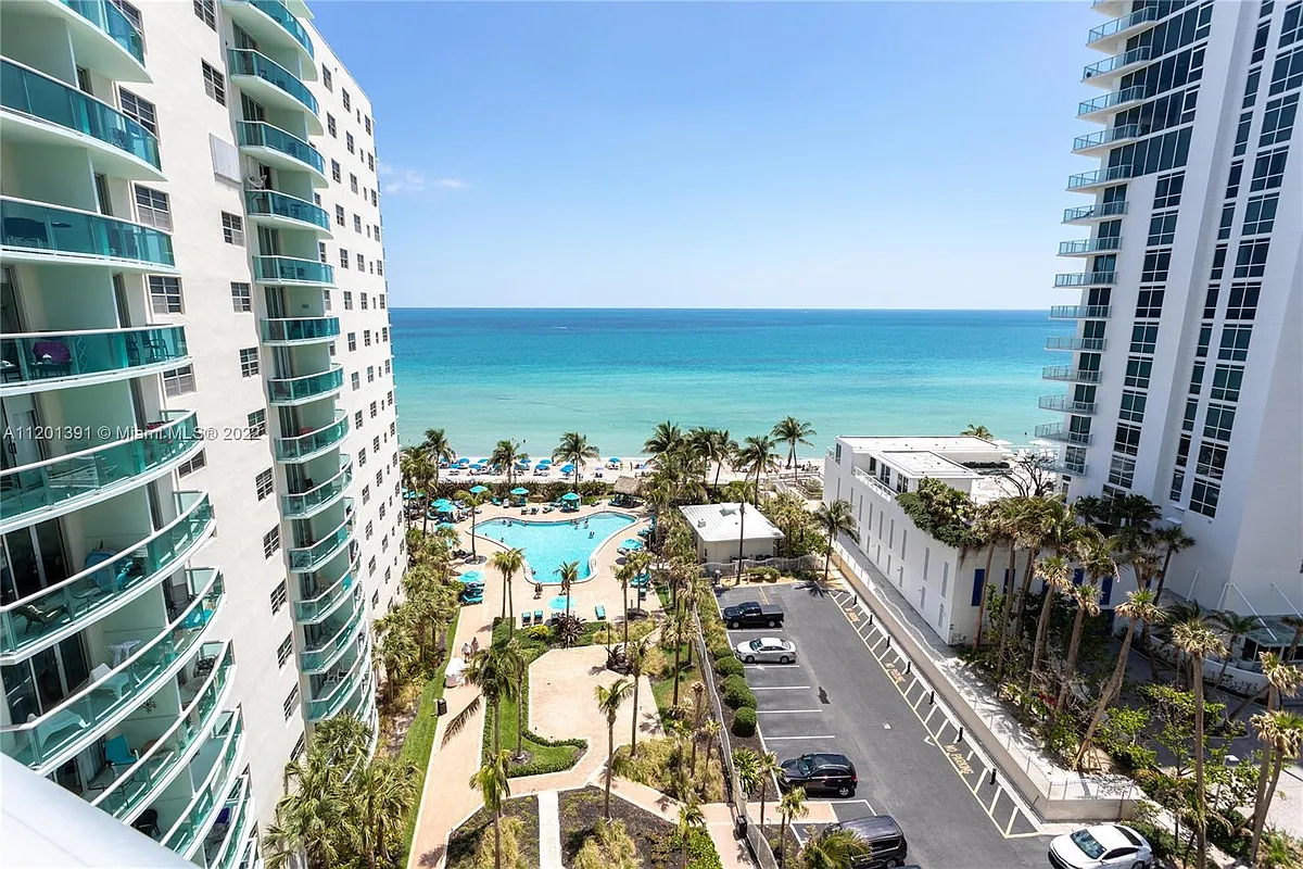 Building Photo - 3901 S Ocean Dr #10M