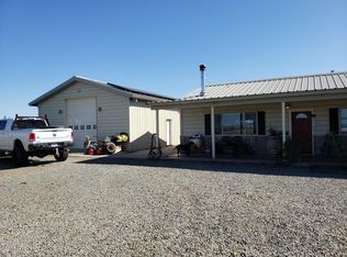 2330 W Hallwood Blvd, Marysville, CA 95901