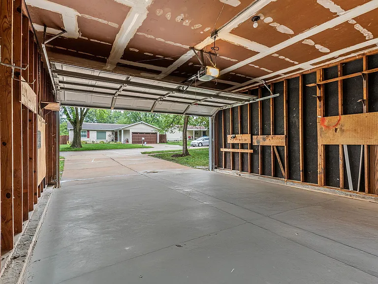 2674 Smokeview Dr — Photo 33