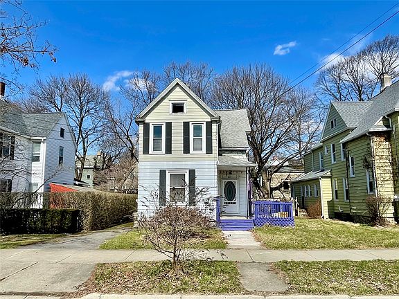 4th image of 82 Leroy St