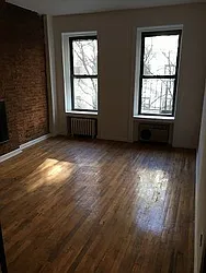 Rented by Eric Goodman Realty Corp