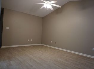 1604 Latourette Ln #5, Jonesboro, AR 72404