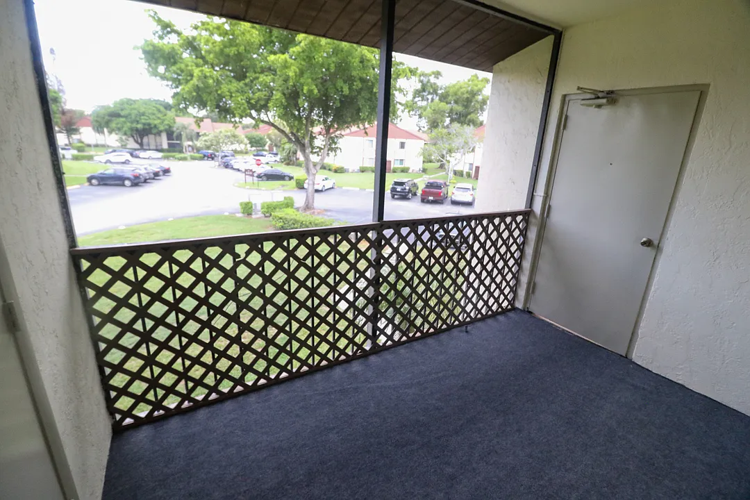 2 bed, 1115 sqft, $1,800 — Photo 4