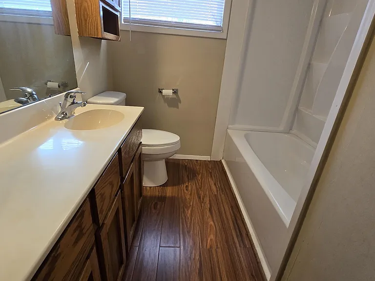 114 Forrester Dr — Photo 8