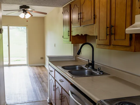 2804 Frontier Ct APT 4, Radcliff, KY 40160