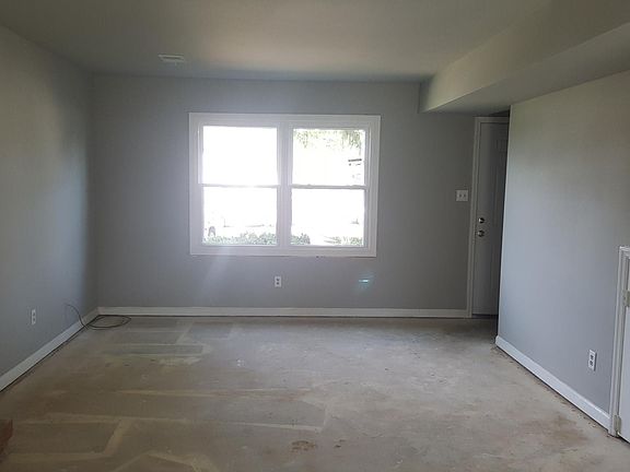 5th image of 689 Eureka Springs Dr
