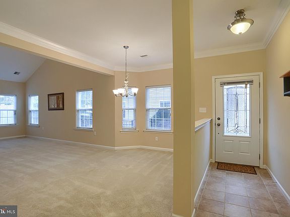 4th image of 1263 Yarmouth Ln