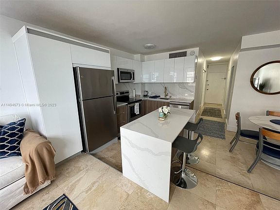 4th image of 905 Brickell Bay Dr APT 1626