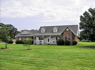 2134 Redbud Creek Dr, Harrah, OK 73045