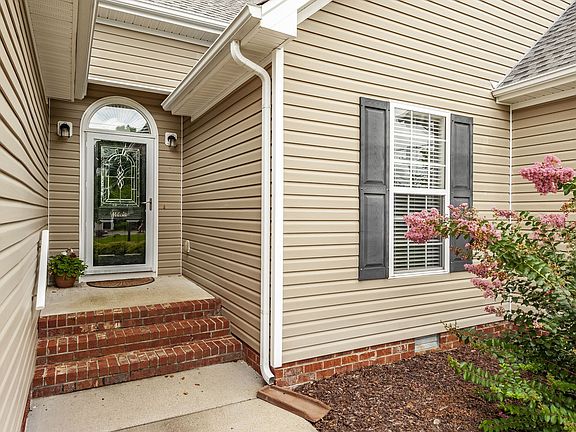 4th image of 732 Fleming Farms Dr