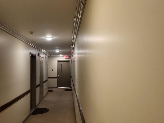 3rd image of 7430 Kennedy Blvd APT 103