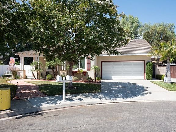 4th image of 4745 Amber Ct