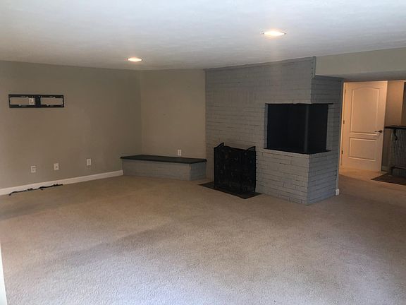 4th image of 1510 Delynn Dr