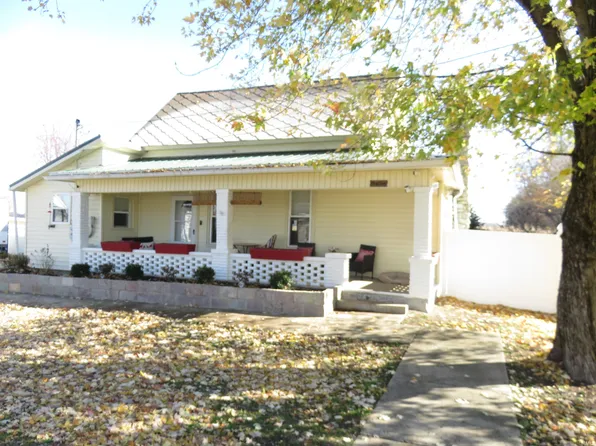 23 N Cherry St, Losantville, IN 47354