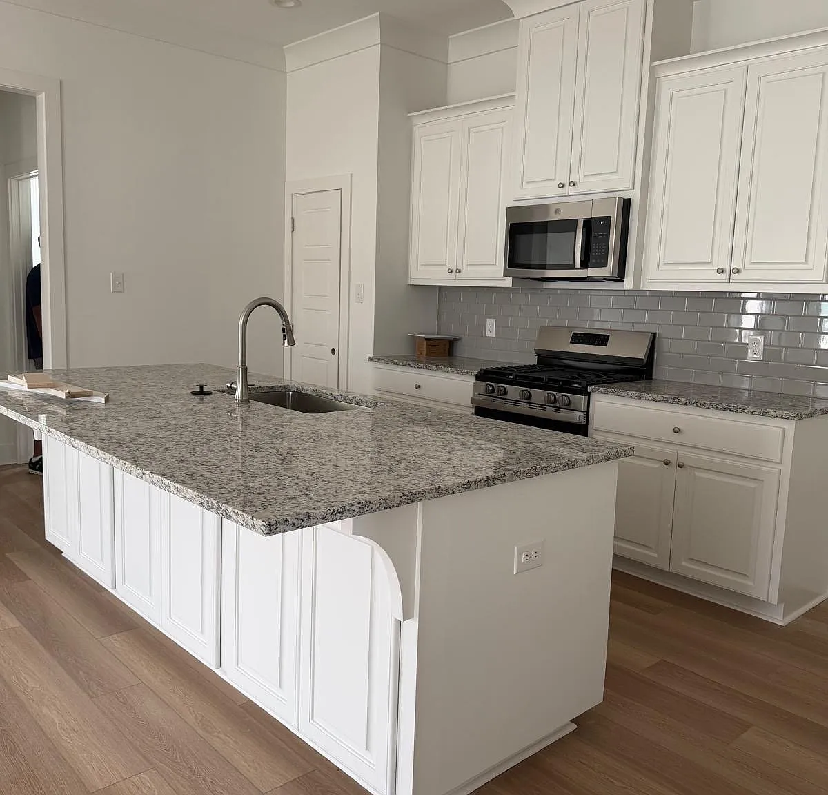 Independent house for rent near mall of louisiana and I-10 — Photo 4