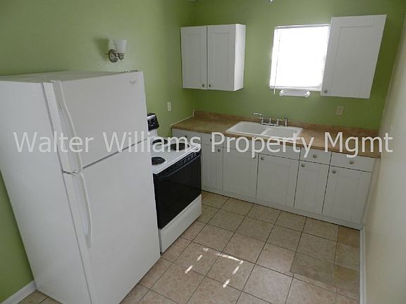 3rd image of 204 10th St #A