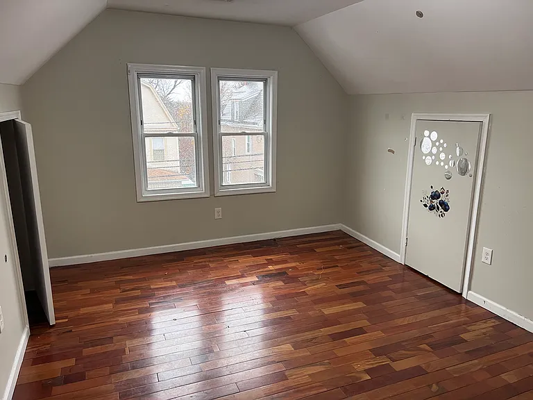 29 Alexander St #3 — Photo 12