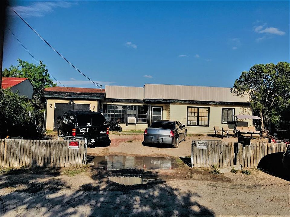 1st image of 522 Desolation Dr
