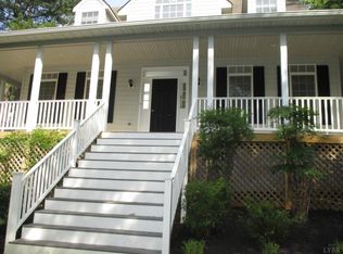 128 W Rosewood Dr, Barboursville, VA 22923
