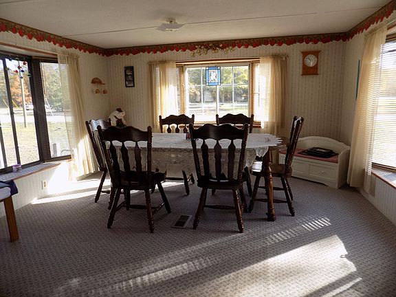 2nd image of 17024 Avalon Dr