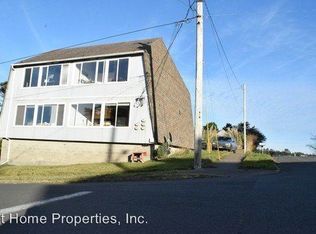 426 SW 2nd St APT 9, Newport, OR 97365